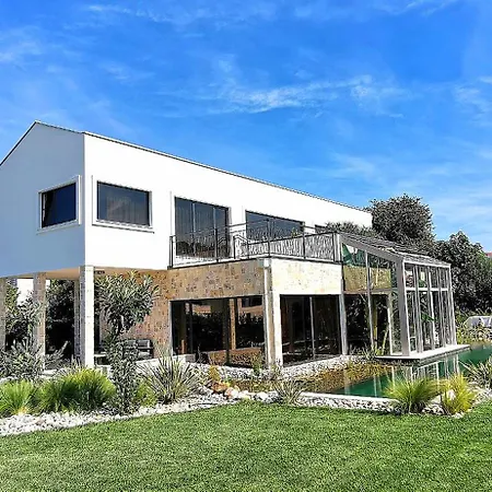 فيلة Luxury Boutique With Natural Pool, Istra Madre Kukci