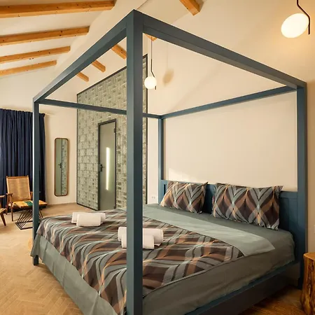Luxury Boutique With Natural Pool, Istra Madre Vila