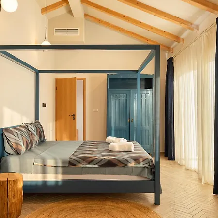 Luxury Boutique With Natural Pool, Istra Madre
