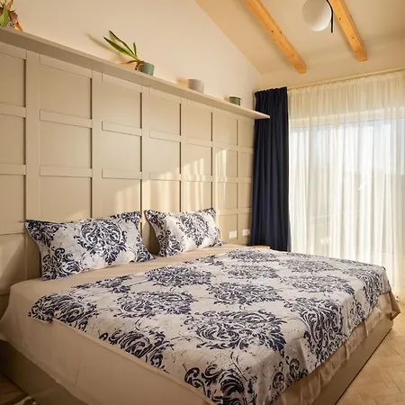Vila Luxury Boutique With Natural Pool, Istra Madre Kukci